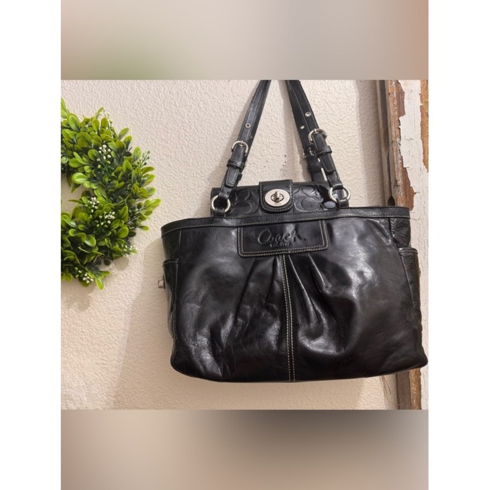 Coach Parker Black Leather Tote Shoulder Bag & Patent Embossed Wallet Set